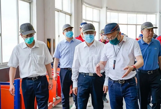 promoting development and striving for leaps -- zhou jun, the leader of suzhou, and his delegation visited aosheng technology for investigation